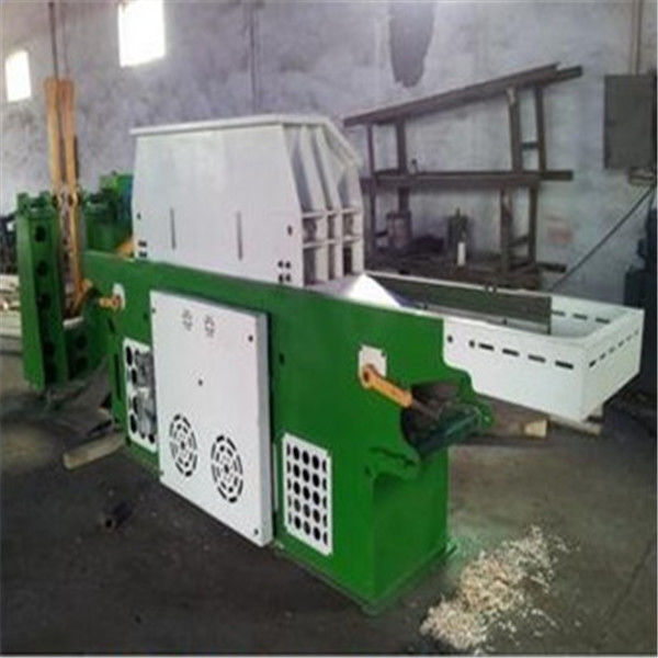Chicken Breeding 37kw 2850kg Wood Shaving Mill